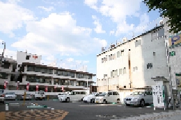 駐車場入口全風景